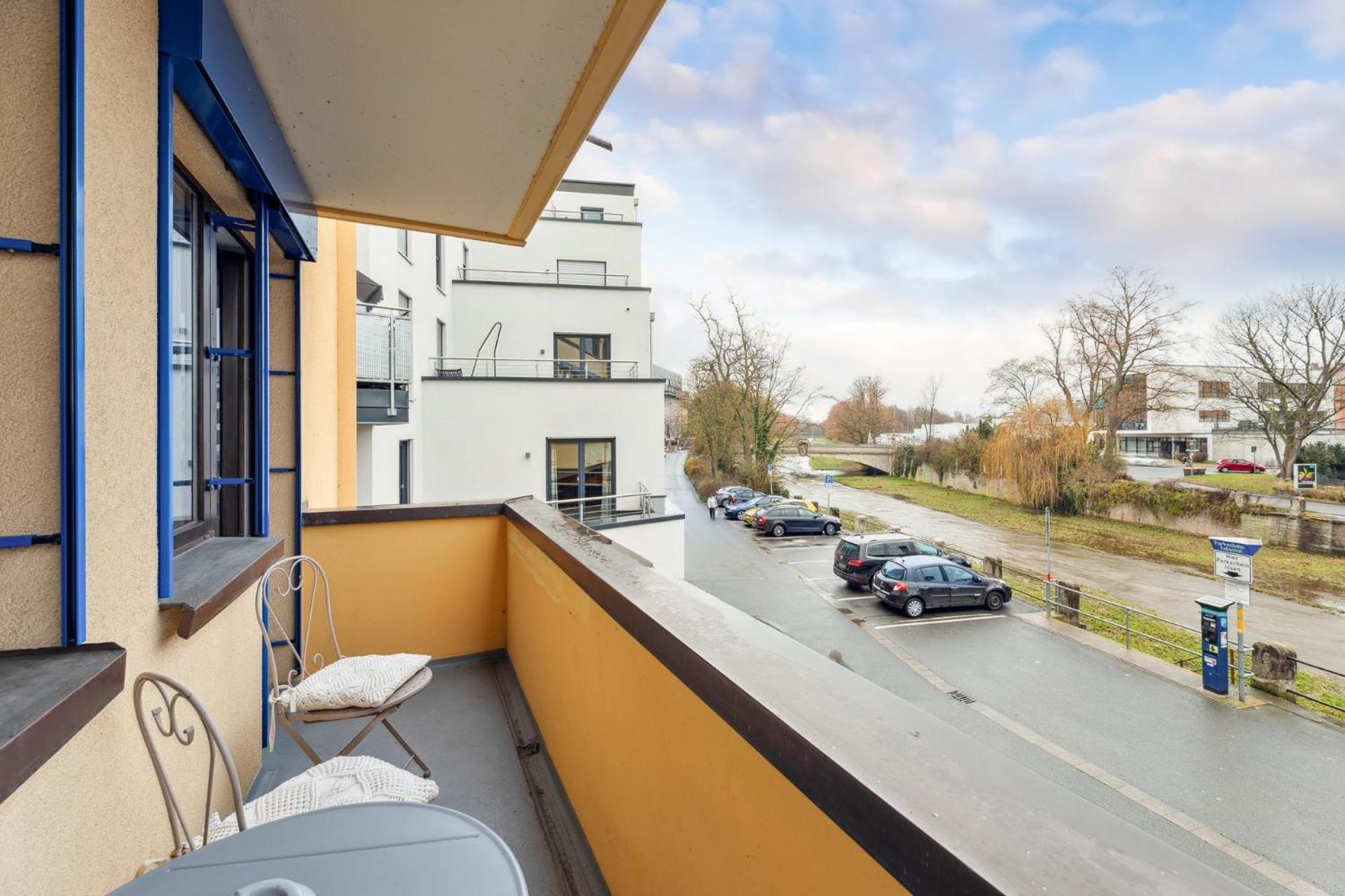 Sali Homes - Charming Studio Apartment In Heart Of Bayreuth With Balcony Экстерьер фото